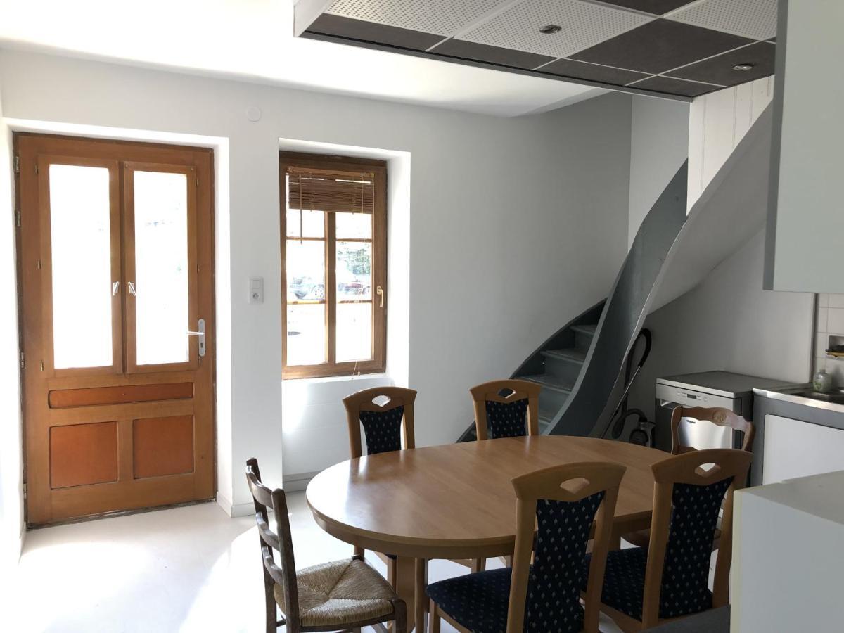 Chambres Individuelles Avec Partie Commune Ou Logement Entier Si Disponible Via Rhona Vulbens Zewnętrze zdjęcie